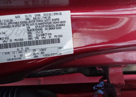 2013 Ford Focus Titanium из США, поврежденный, VIN 1FADP3N22DL254683